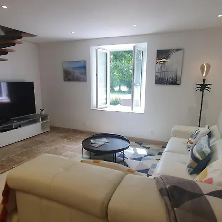 Maison Familiale Baylere - Piscine Et - 8 Pers Buzy